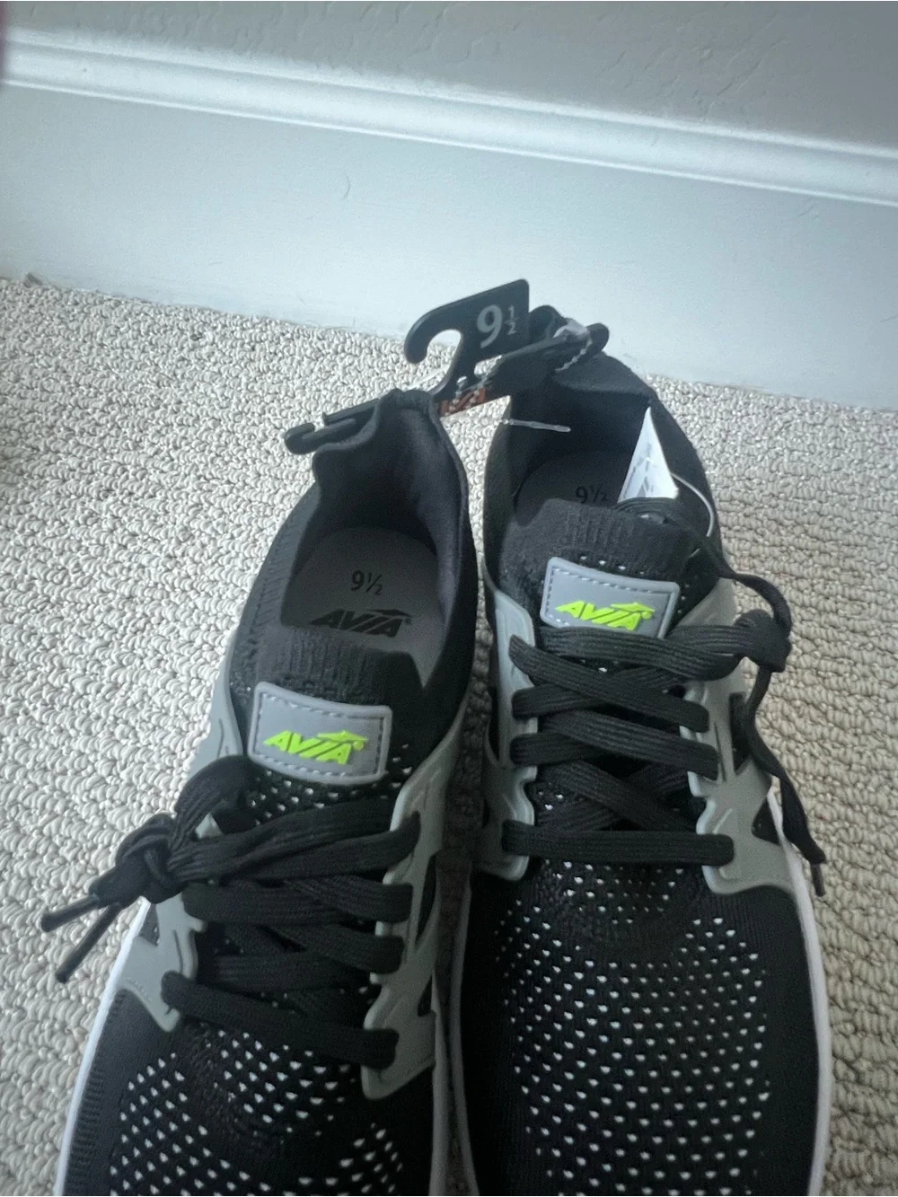 Avia Men's Quickflash Running Sneakers NEW size 9.5 ~$20